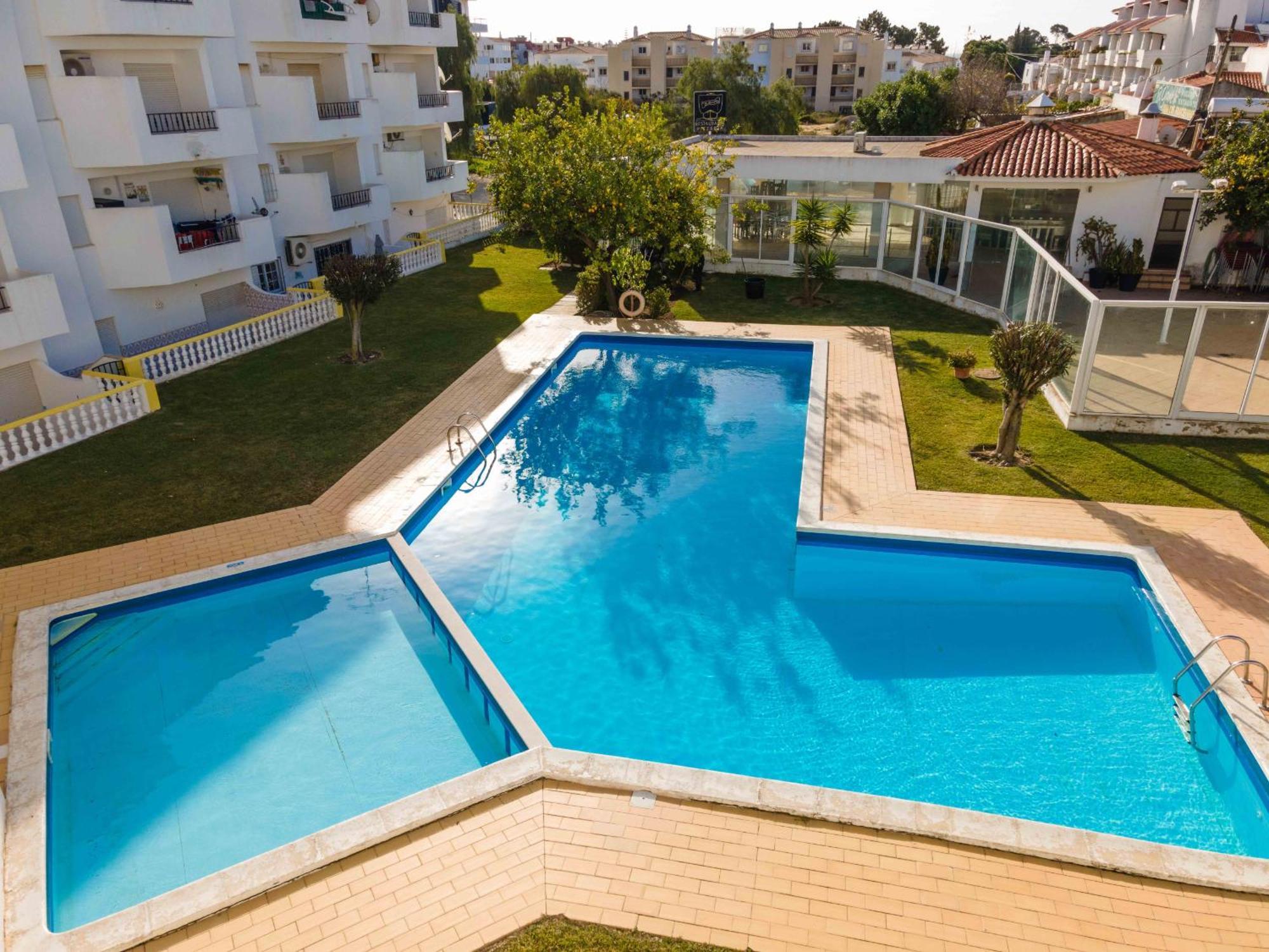 Santa Eulalia 2-Bedroom Apartment - Swimming Pool - Wifi アルブフェイラ エクステリア 写真